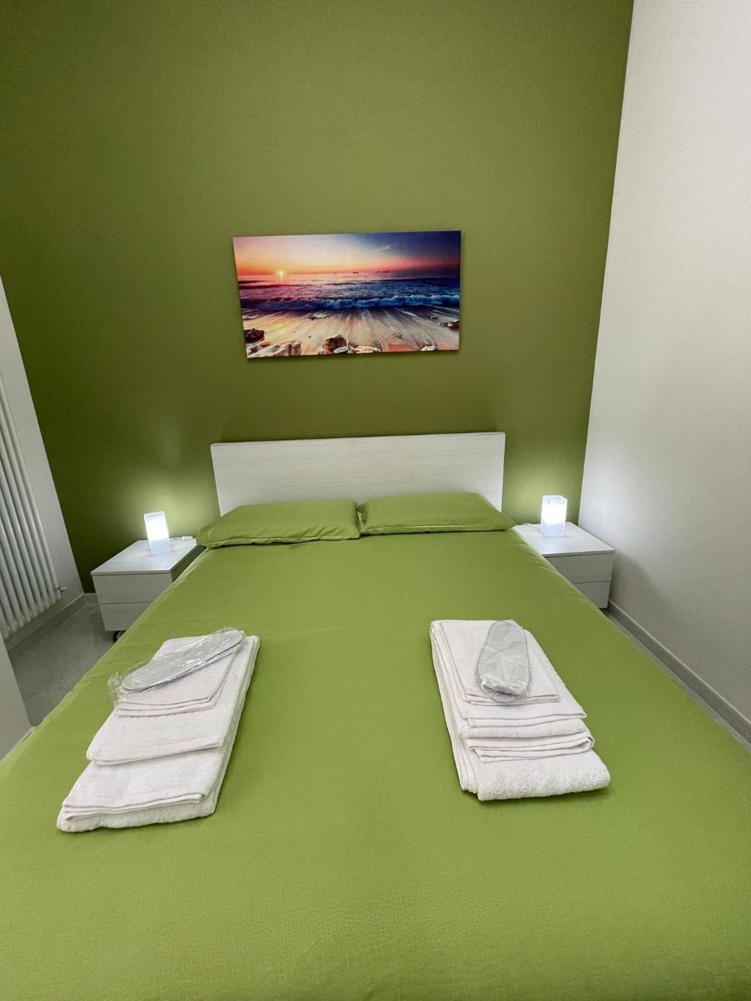 B&B Holden House Бари Екстериор снимка
